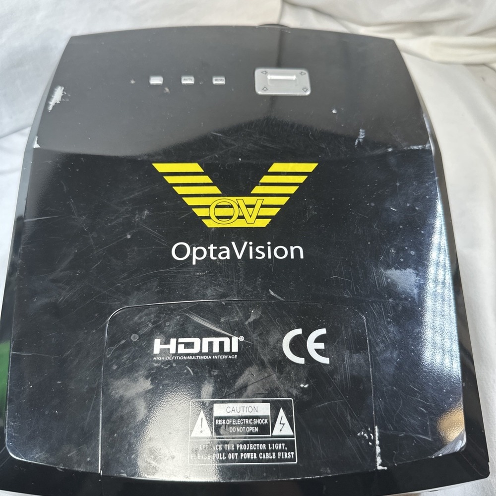 Optavision Projector HDMI-80 Light turns on Has power cord, but selling as PARTS